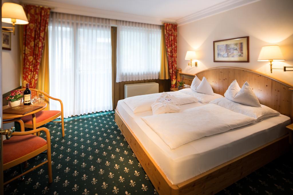 Vital - Und Wellnesshotel Hanneshof Filzmoos Habitación foto
